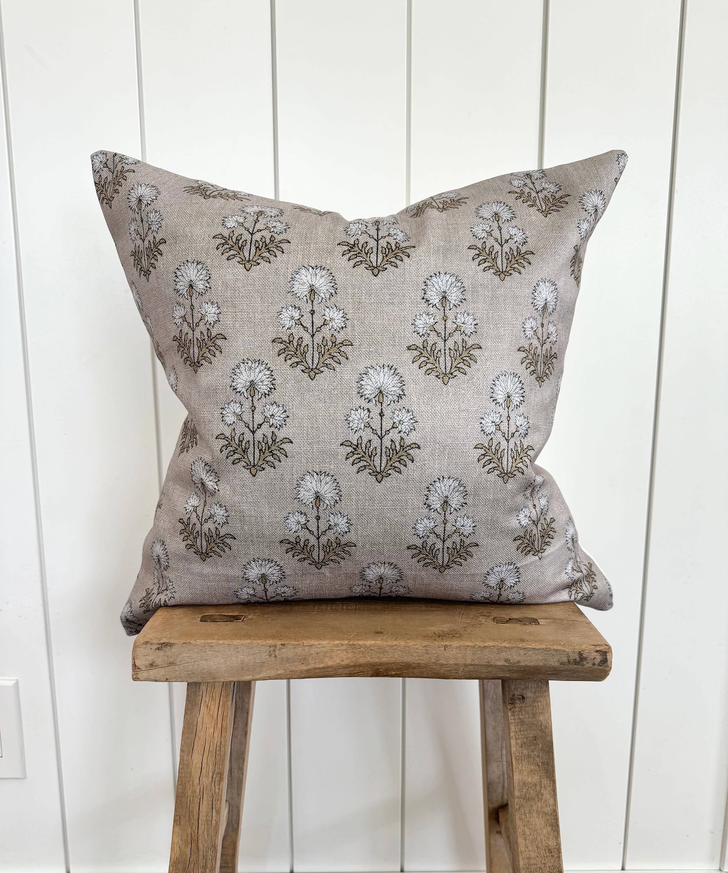 Floral pillow cover 20"x20"