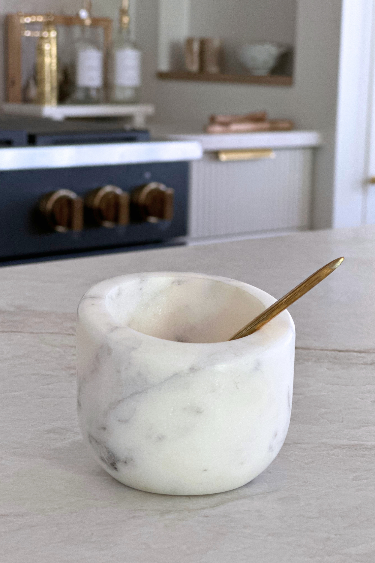 Marble Salt Cellar with Brass Spoon – Elegant Salt & Spice Holder for Kitchen & Table