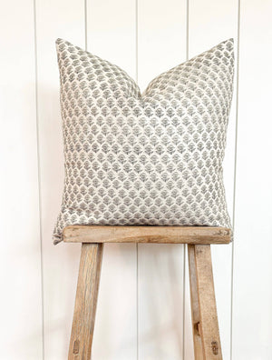 Introducing Piper, the cozy handmade floral handblock pillow cover with a neutral twist. Its block print floral design effortlessly complements any pillow print for a flawless pairing. We love to mix and match pillows, and Piper makes it a breeze with its perfect pairing potential!

12"x20"
machine wash gentle cycle/line dry
cotton